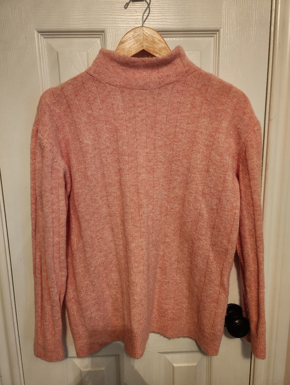 Elie Tahari Pullover Sweater Mock Neck Salmon Colored Size Medium